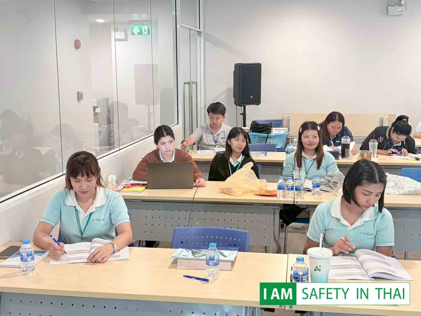 ความปลอดภัยในการทำงานในห้องปฏิบัติการ